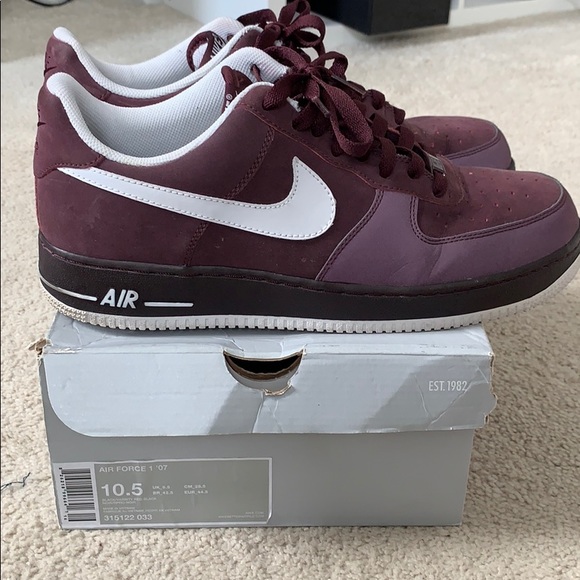 Air Force 1 - Picture 1 of 4
